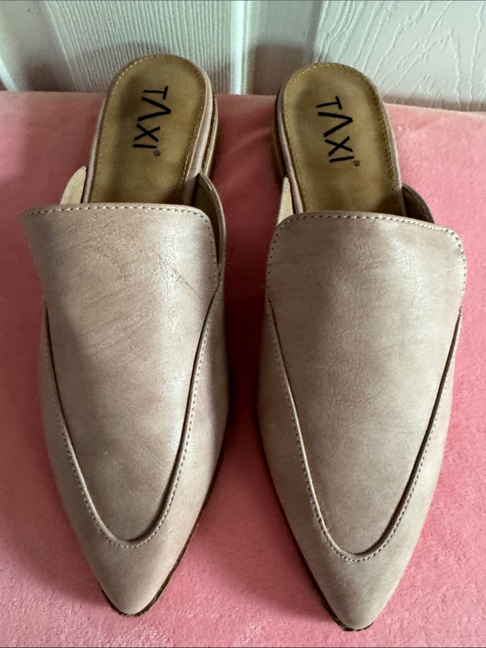 TAXI Women's Pointed Slip-On Mule in Blush Taupe
